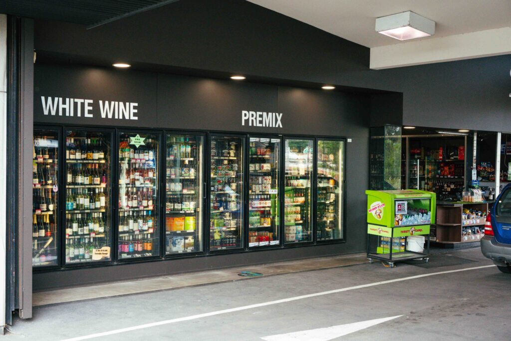 DSC01182 bottle shop roxburgh park